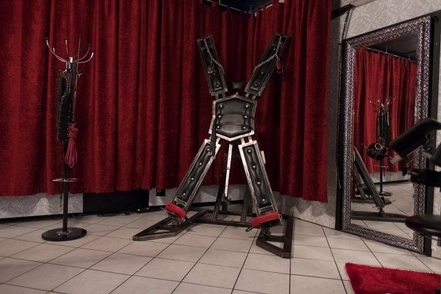 | Peitsche - Deutschlands bestes Portal für Dominas BDSM & Fetisch