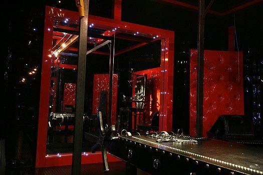 Dominastudio Black Fun | Peitsche - Deutschlands bestes Portal für Dominas BDSM & Fetisch