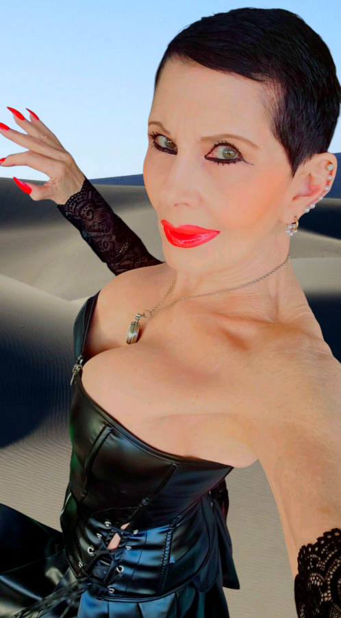 Scarlett Du Vall | Peitsche - Deutschlands bestes Portal für Dominas BDSM & Fetisch