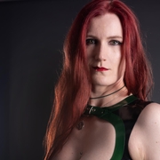 Black Valcyria | Peitsche - Deutschlands bestes Portal für Dominas BDSM & Fetisch