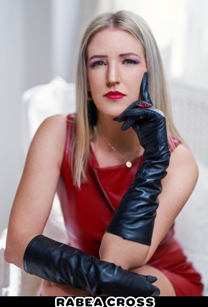 Bizarrlady Rabea Cross - Dominastudio Das bizarre Stahlwerk - Bizarrerotik in Bochum, NRW, dominaführer für Bochum, Nordrhein-westfalen deutschland | Peitsche - Deutschlands bestes Portal für Dominas BDSM & Fetisch