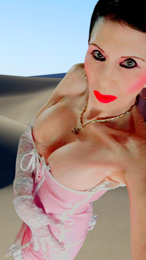 Scarlett Du Vall | Peitsche - Deutschlands bestes Portal für Dominas BDSM & Fetisch