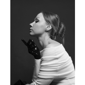 Jungdomina Sasha Báthory